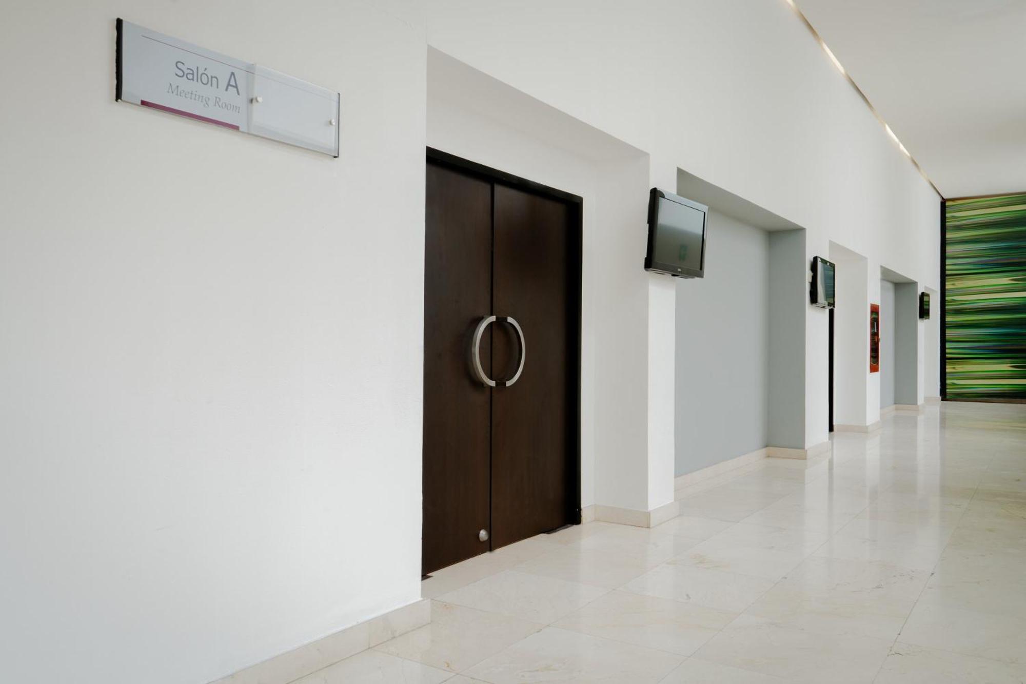 Fiesta Inn Tepic Exterior photo